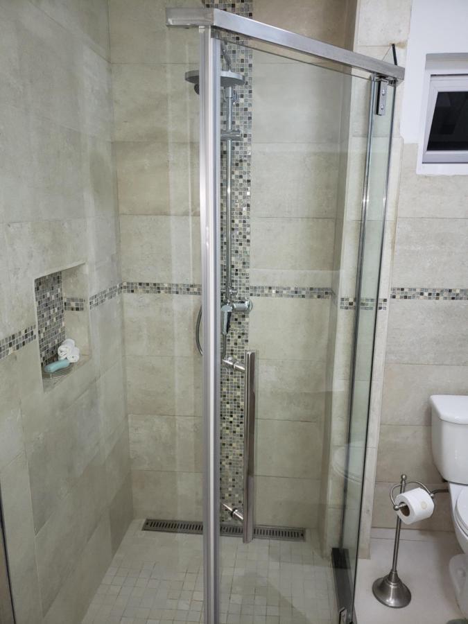 Adele'S Apartment With Pool, 5 Minutes Walk To The Beach Palm Beach Dış mekan fotoğraf