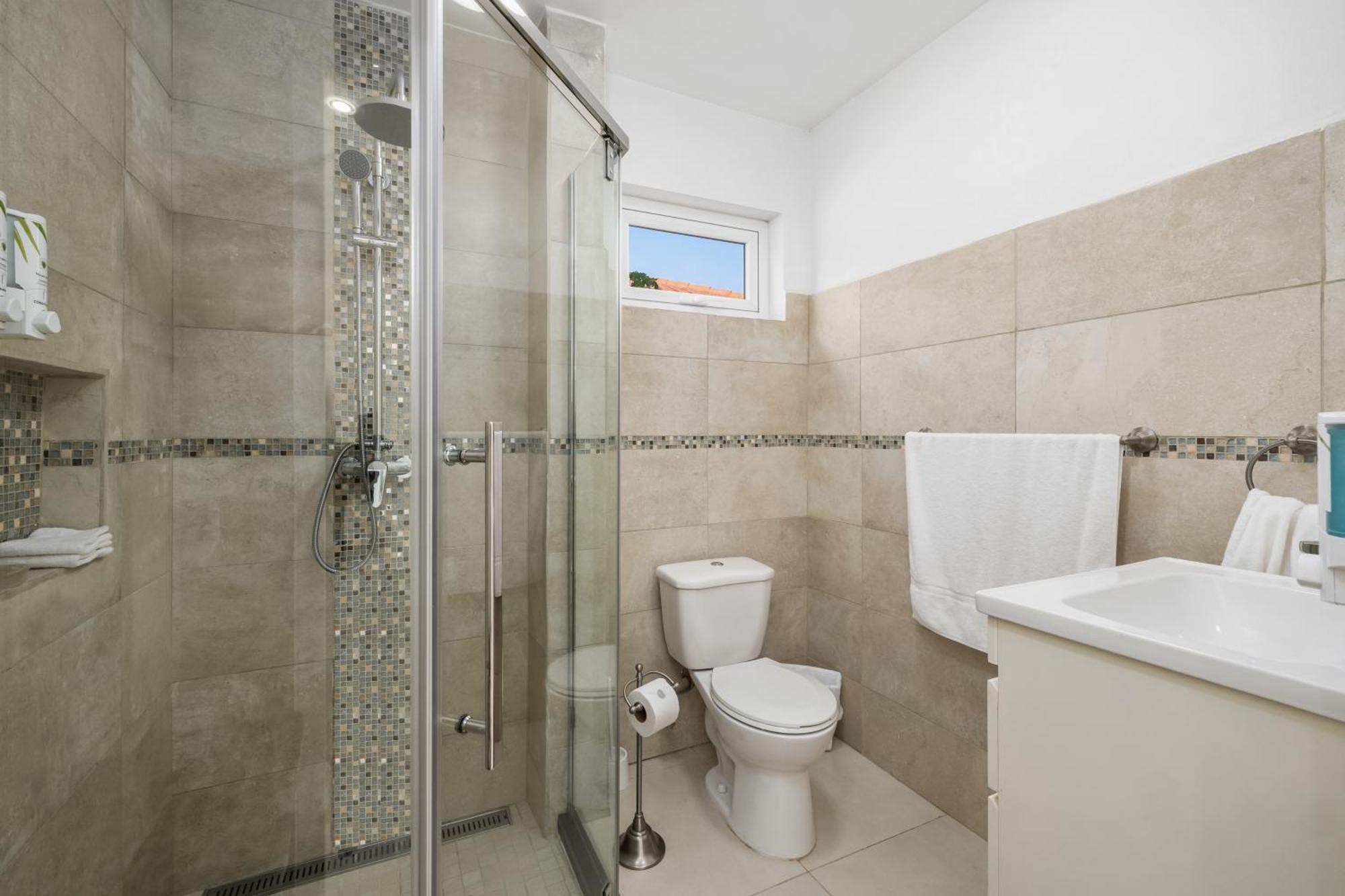 Adele'S Apartment With Pool, 5 Minutes Walk To The Beach Palm Beach Dış mekan fotoğraf
