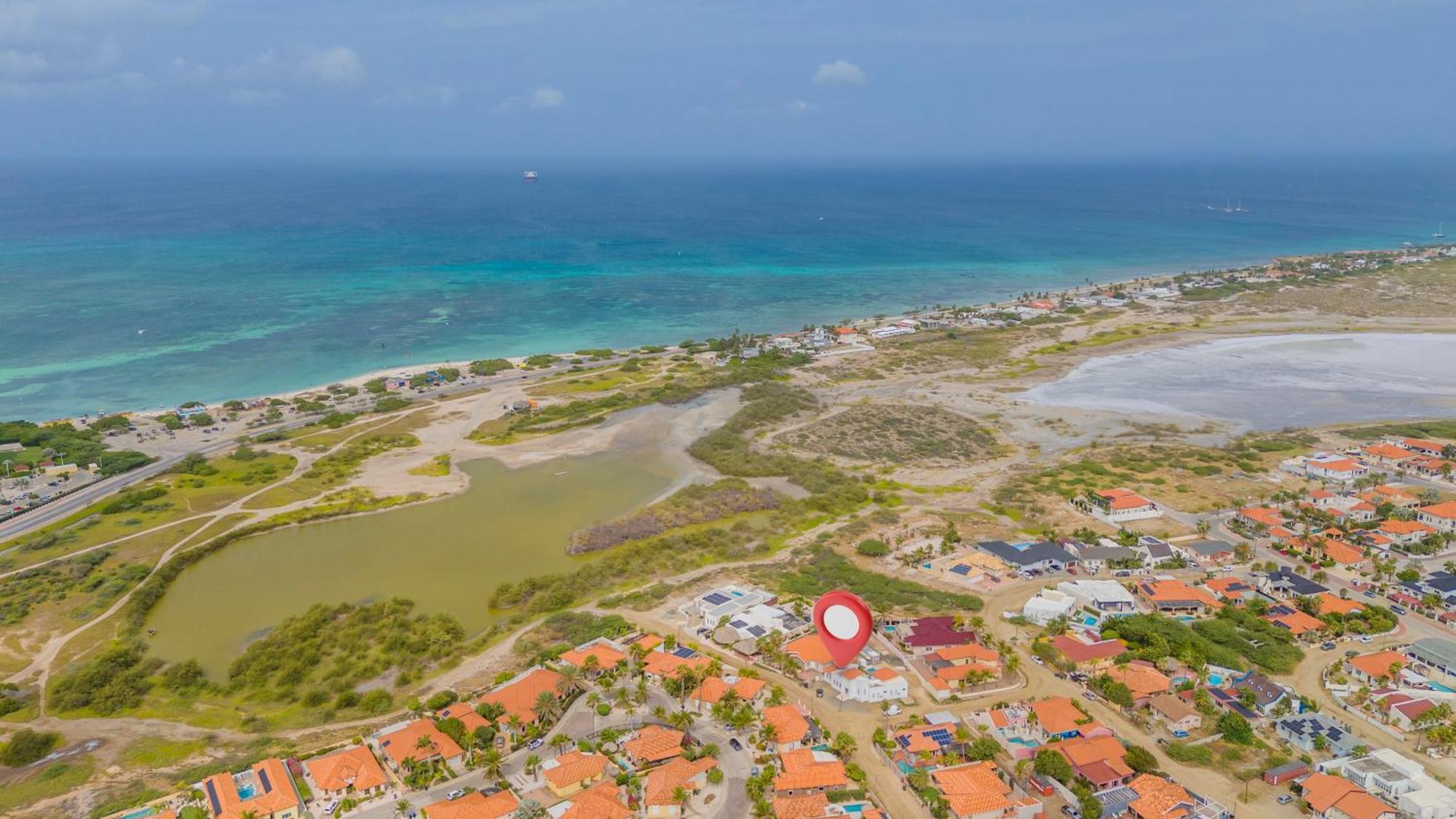 Adele'S Apartment With Pool, 5 Minutes Walk To The Beach Palm Beach Dış mekan fotoğraf